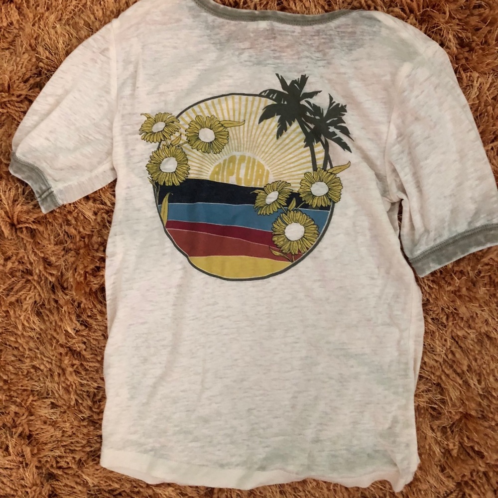 🌸Rip Curl Ringer tee - Picture 3 of 4